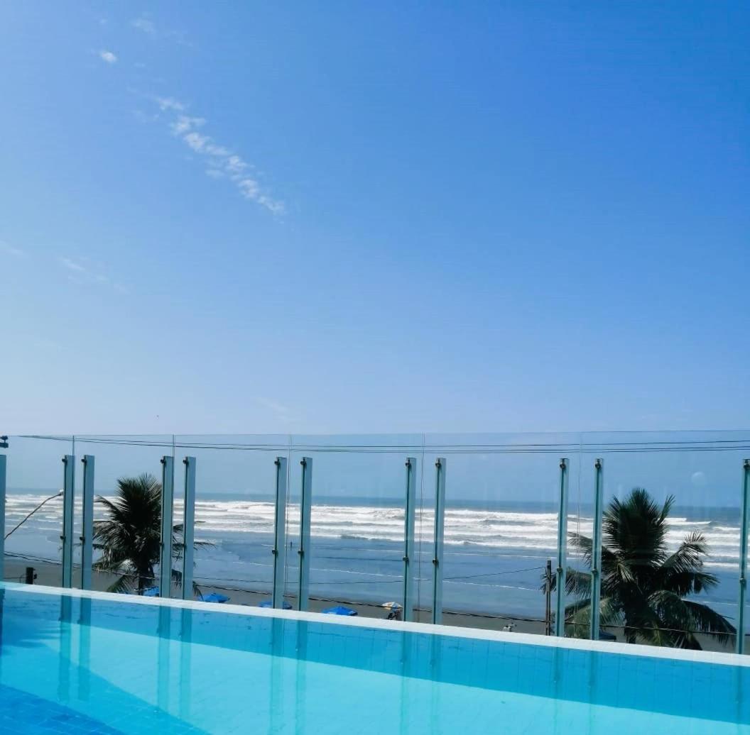 Apartamento, ampla sacada com vista para o mar! Itanhaém Exterior foto